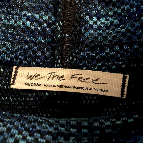 Free People We the Free blue Sunny Days oversized turtleneck sweater - Picture 8 of 15